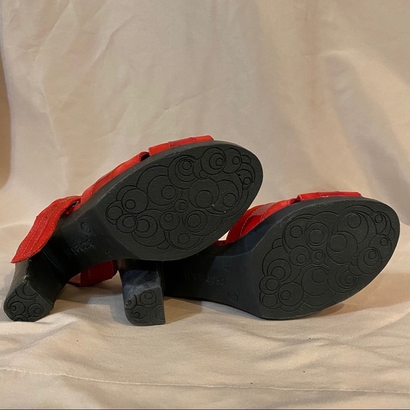 Arche Lylam Size 8 Red Heel Sandals - Picture 12 of 16